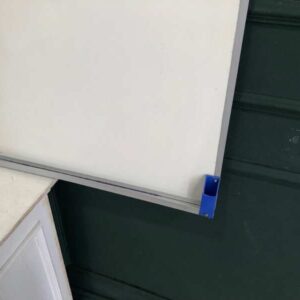白板尺寸 90 x 60 厘米 白板、白盲板、白板。