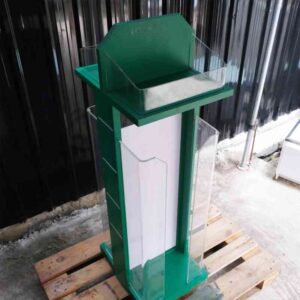 高产品支架产品展示盒，双面，绿色木框附着在透明亚克力上