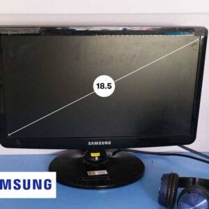 电脑屏幕三星 18.5 英寸宽屏液晶显示器 S19A10N 工作正常。