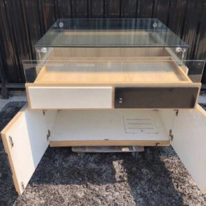 珠宝柜、玻璃柜展示产品面包房玻璃柜抽屉式玻璃门
