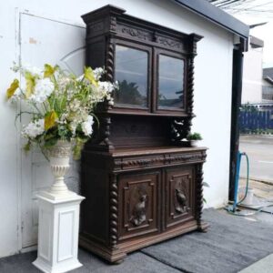 自助餐柜，雕花鸟纹，欧洲德国作品。