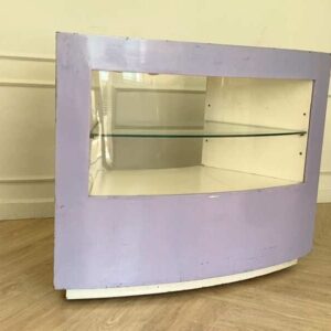 珠宝柜，弧形玻璃产品展示柜，紫色，无门盖玻璃隔间。