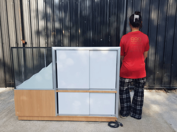 珠宝柜、玻璃柜展示产品转角电话展示柜滑动门