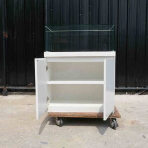 珠宝柜，玻璃展示柜，玻璃制品展示柜，木框，白色，2门开。