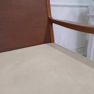 木扶手椅布料座垫