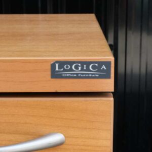 文件柜，2 个抽屉，木框架，灰色，木顶，Logica 品牌。