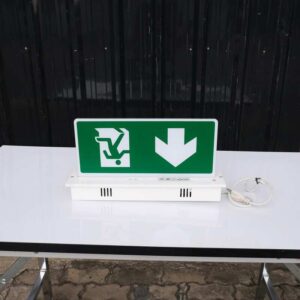 紧急出口标志，Sunny 品牌，双面，细线