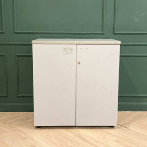 文件柜，储物柜，木质框架，白色正面