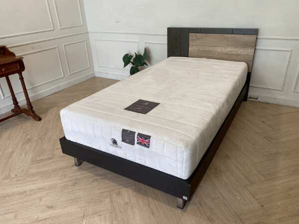 3.5 英尺床,SB FURNITURE 品牌,3.5 英尺袋装弹簧床垫,11 英寸厚,Dunlopillo 品牌,New Forest 型号