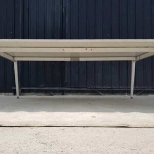 会议桌，8 座，木质框架，白色