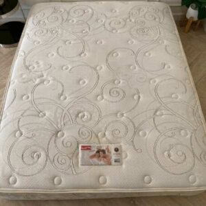 5英尺床垫，11英寸厚，Slumberland品牌