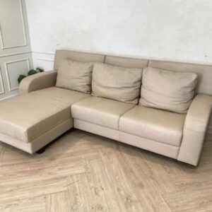 3 座 L 型转角沙发，皮革靠垫，奶油色，Modernform 品牌
