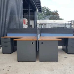 Rockworth 品牌 4 座组合工作桌
