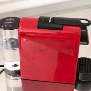 Nespresso Essenza Mini D 型红咖啡机