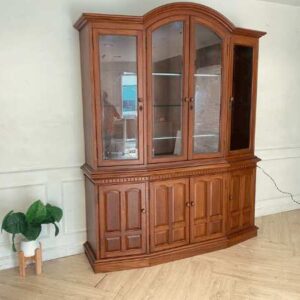 8门木质展示柜，高大，复古风格