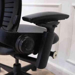 人体工学椅美国制造（黑色）Steelcase Leap V2 人体工学工作椅。_4W0TPCGKNP_XNOI8IW6WC