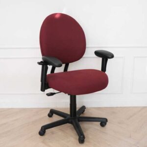 Steelcase Criterion Plus Size，超大 Steelcase 工作椅。_BMVWP8041R_5FJDPKGS8V_0C92RP5FCO