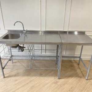 宜家品牌厨房用具（带水槽）