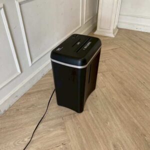 黑色碎纸机，NEO品牌，型​​号SD9101