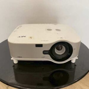 投影仪，NEC品牌，型号NP3250