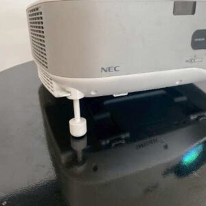 投影仪，NEC品牌，型号NP3250