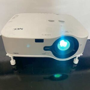 投影仪，NEC品牌，型号NP3250