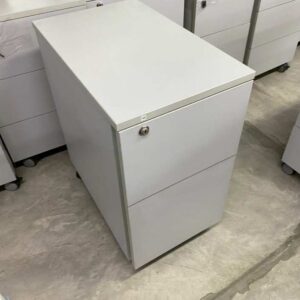 灰色双抽屉带轮移动柜。