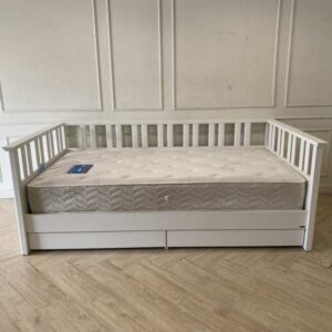 Sleep Peels Energy 3.5 英尺床垫，9 英寸厚。