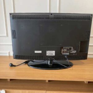 三星32英寸电视，型号LA32S81B