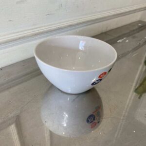 Anlene 高级白色陶瓷碗。