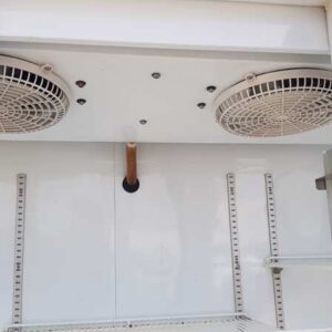Singer SGPM-4203 3 门饮料柜，尺寸 42 立方米。_G7M2DESGP2