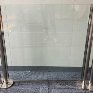 走道隔断、不锈钢杆、玻璃板_L22FSQDZWE