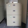 带 4 个悬挂式文件抽屉的钢制文件柜_M4X8K3DMQF