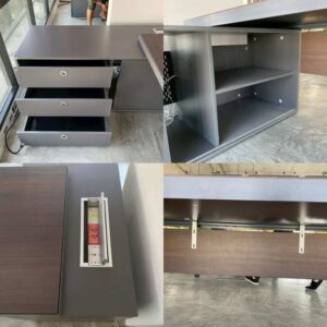 行政 L 形角落書桌，有 3 個抽屜、 2 個架子同電源條。 PROFLEX 品牌。