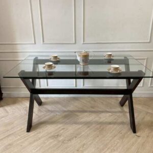 餐桌，玻璃桌面，木腿，黑色，150 厘米