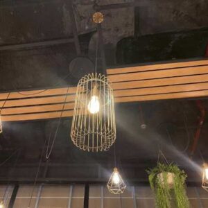 复古风格的吸顶灯、吊灯
