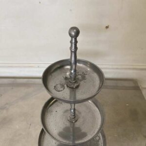 三层闪亮金属食品零食展示架