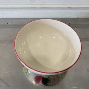 8英寸陶瓷碗，带有公鸡标志，红色碗沿。