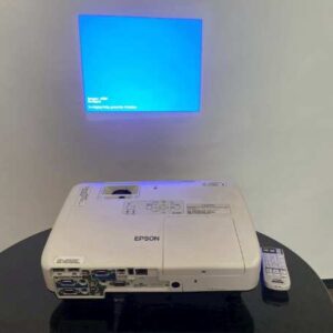 投影机品牌：EPSON，型号：EB-1930