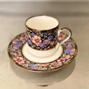 咖啡杯，花卉图案，复古风格