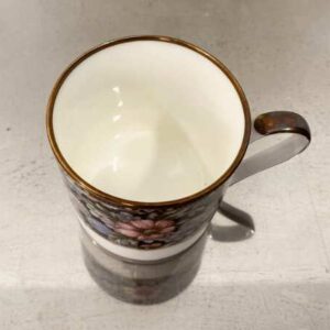 咖啡杯，花卉图案，复古风格