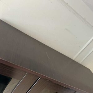 带玻璃门的木质柜（三门款）