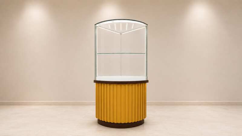 高款三角形玻璃展示柜