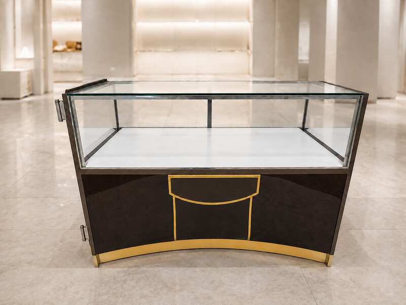 棕色玻璃展示柜，配有2扇柜门、2个抽屉和3个储物格。